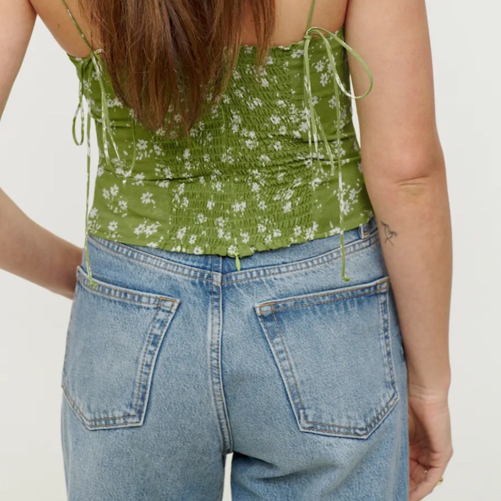 Reformation Liza Top made in Los Angeles - Picture 2 of 5